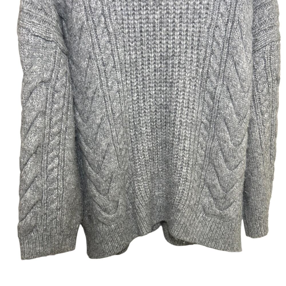 Helsa, Women's 'Serena' Cable Knit Cardigan, Oversized, Heather Gray, Medium - Picture 8 of 12